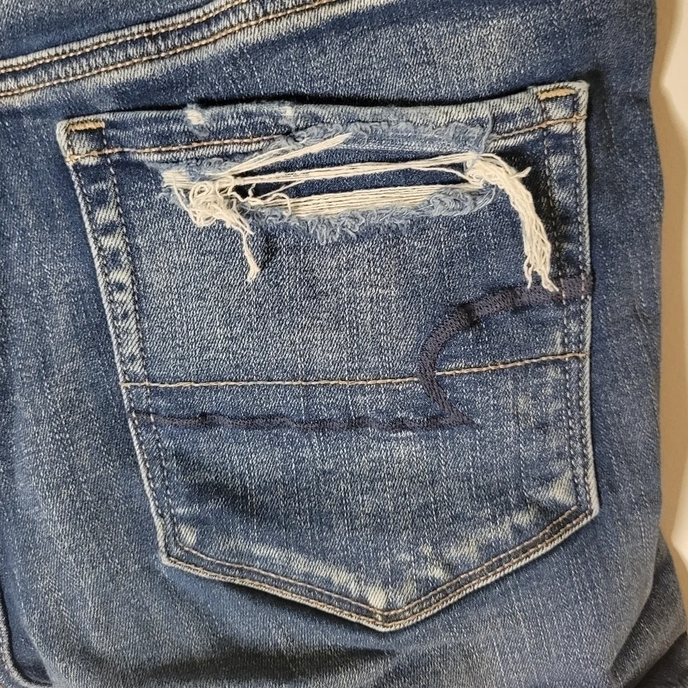 𝅺American Eagle Women's Hi-Rise Jean Shorts - Size (4) - Excellent Condition